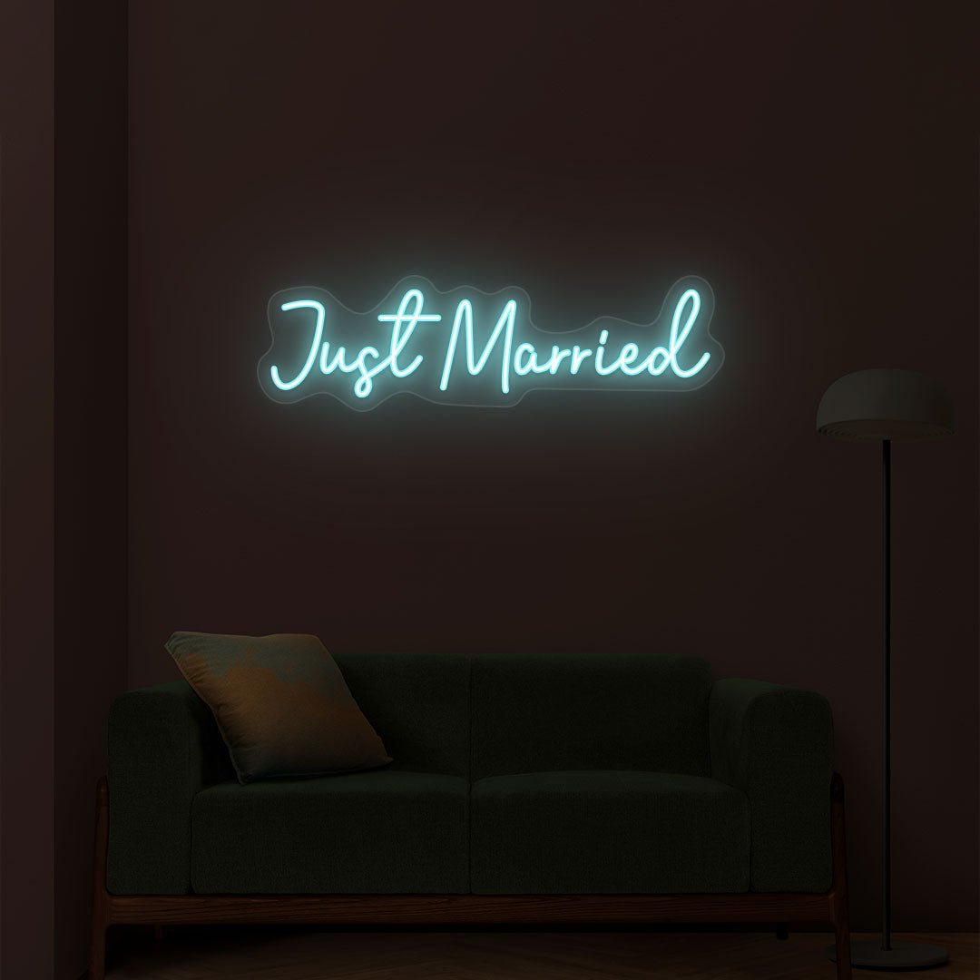 Just Married Neon Sign | NEON SIGNO® Custom Neon Signs