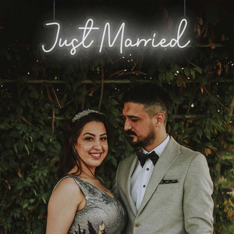 Just Married Neon Sign | NEON SIGNO® Custom Neon Signs