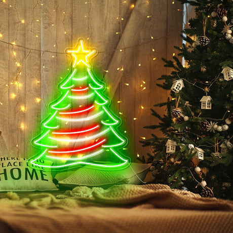 Outdoor green christmas tree neon light | NEON SIGNO® Custom Neon Signs